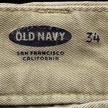 Load image into Gallery viewer, Old Navy Shorts Mens 34 Khaki Flat Front Casual Everyday Outdoors Pockets
