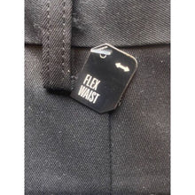 Load image into Gallery viewer, Haggar Shorts Size 42 Cool 100 Flex Waist Pleated Front Black NWT
