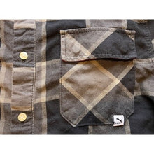 Load image into Gallery viewer, PUMA Shirt Mens Large Plaid Flannel Long Sleeve Button Up Outdoors Gorpcore
