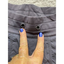 Load image into Gallery viewer, Lululemon Pants Womens 33x18 Gray Dance Studio Activewear Crop Capri Stretch
