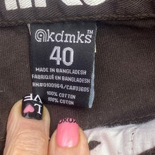 Load image into Gallery viewer, Akademiks Shorts Mens 40 Jorts Cargo Streetwear Utility Grunge Hip Hop Y2K Logo
