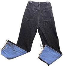 Load image into Gallery viewer, Pacsun Jeans Womens 26 Frayed 90s Boyfriend Blue Black Two Tone High Waisted
