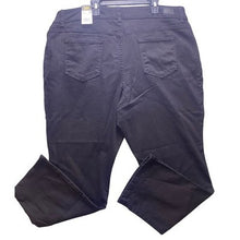 Load image into Gallery viewer, Lee Jeans Womens 20W Black Stretchy Momcore Normalcore Academia NWT
