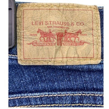 Load image into Gallery viewer, Levi's Jeans Womens 7M Juniors Preppy Academia Momcore Everyday Streetwear
