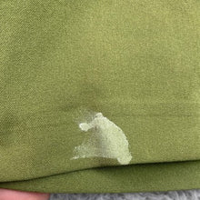 Load image into Gallery viewer, Under Armour Shorts Mens Medium Cargo Gorpcore Performance Athleisure Streetwear
