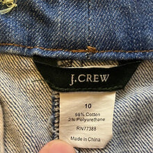 Load image into Gallery viewer, J. Crew Skirt Womens 10 Denim Mini Embroidered Heart Y2K Academia Grunge
