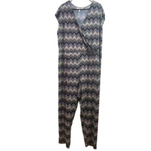 Load image into Gallery viewer, Harlow &amp; Rose Jumpsuit Womans 3XL Chevron Texture Stretchy Mature Sleeveless
