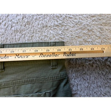 Load image into Gallery viewer, Weatherproof Shorts Mens 40 Khaki Green Ripstop Stretchy Outdoors Workwear
