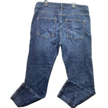 Load image into Gallery viewer, Anthropologie Pilcro Jeans Womens 28 Distressed Grunge Streetwear Stretchy
