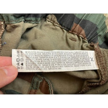 Load image into Gallery viewer, Forever 21 Pants Womens Medium Camo Cargo Gorpcore Pull On Utility Streetwear
