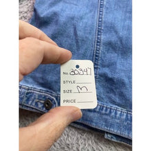Load image into Gallery viewer, Wrangler Jacket Mens Medium Denim  Rugged Outdoors Workwear Trucker Coat
