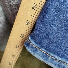 Load image into Gallery viewer, Wrangler Aura Jeans Womens 10 Workwear Career Office Preppy Academia Streetwear
