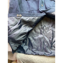 Load image into Gallery viewer, Levi Strauss Jacket Men Medium Shacket Preppy Academia Lined Outdoors Streetwear
