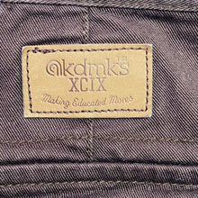 Load image into Gallery viewer, Akademiks Shorts Mens 40 Jorts Cargo Streetwear Utility Grunge Hip Hop Y2K Logo
