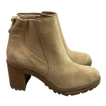 Load image into Gallery viewer, Vince Camuto Boots Womens 8M Tan Suede Chunky Platform Zip Ankle Bootes
