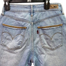 Load image into Gallery viewer, Levis Jeans Womens 26 Cropped Embroidered Preppy Academia Travel Streetwear
