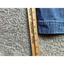 Load image into Gallery viewer, Lauren Jeans Womens Medium Mature Capri Lighweight Denim Beachy Coastal
