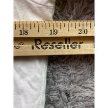 Load image into Gallery viewer, Vineyard Vines Shirt Womens Large Kentucky Derby Logo Athleisure Horse Racing
