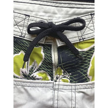 Load image into Gallery viewer, O&#39;Neill Shorts Mens 34 Swim Trunks Floral Drawstring Surfboard Beachy Surfing
