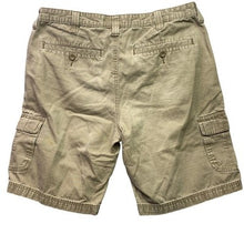 Load image into Gallery viewer, Wrangler Shorts Mens 34 Cargo Utility Outdoor Gorpcore Ripstop Streetwear
