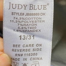 Load image into Gallery viewer, Judy Blue Jeans Womens 13x31 Straight Dark Wash Distressed Stretch Casual
