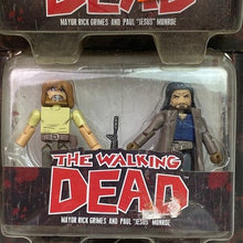 Load image into Gallery viewer, Set of 4 Walking Dead Minimates Mayor Rick Grimes Paul Jesus Monroe Figure
