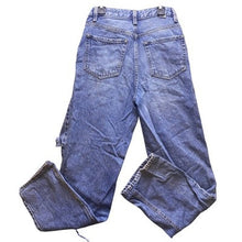 Load image into Gallery viewer, Pacsun Jeans Womens 26 90s Boyfriend High Rise Distressed Thrashed Destroyed
