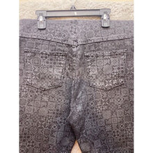 Load image into Gallery viewer, Soft Surroundings Pull On Pants Womens Medium Tile Print Stretch Comfy Black AOP
