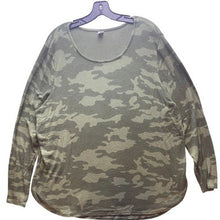 Load image into Gallery viewer, Old Navy Shirt Womens 2XL Camouflage Grunge Comfy Casual Mature AOP Streetwear

