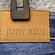 Load image into Gallery viewer, Judy Blue Jeans Womens 15 Distressed Raw Hem Normcore Stretch Style JB82592DK
