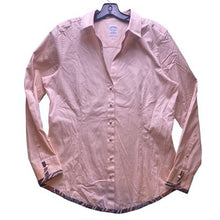 Load image into Gallery viewer, Brooks Brothers Shirt Womens 12 Fitted Button Down Peach Paisley Trim Academia
