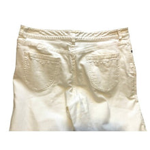 Load image into Gallery viewer, Chico's Jeans Womens 2.5 White Denim Stretch Academia Business Casual

