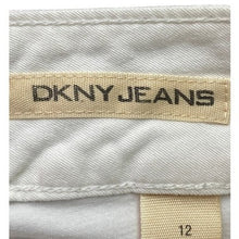 Load image into Gallery viewer, DKNY Jeans Womens 12 White Cargo Costal Beachy Travel Career Mature Preppy
