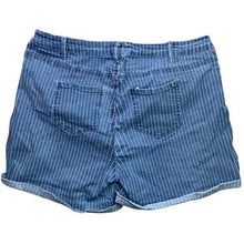 Load image into Gallery viewer, Baccini Shorts Womens 16W Pinstripe Denim Preppy Academia Retro Streetwear
