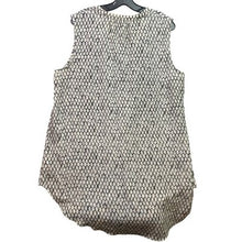 Load image into Gallery viewer, Maurices Blouse Womens 2XL Sleeveless Button Down Mature Old Money Flowy
