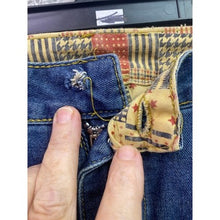 Load image into Gallery viewer, Mens Jeans 40x30 Ripped Distressed Thrashed Bleached Grunge Punk Streetwear
