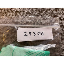 Load image into Gallery viewer, Hudson &amp; Barrow Shirt Mens Large Floral Hawaiian AOP Pocket Short Sleeve Green
