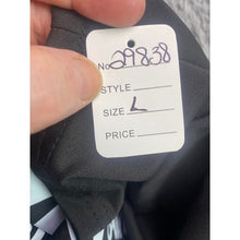 Load image into Gallery viewer, Meat In Your Mouth Shirt Mens Large Grill Spell Out Funny Dad Streetwear
