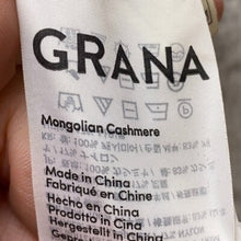 Load image into Gallery viewer, Grana Sweater Mens Extra Small Mongolian Cashmere V-Neck Preppy Dusty Plum
