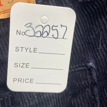 Load image into Gallery viewer, Levis Pants Men 34x34 Corduroy Preppy Academia Career Office Everyday Streetwear
