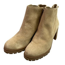 Load image into Gallery viewer, Vince Camuto Boots Womens 8M Tan Suede Chunky Platform Zip Ankle Bootes
