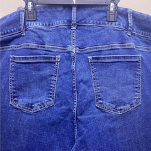 Load image into Gallery viewer, Torrid Jeans Womens 24R Dark Fit Jeggings Super Soft Stretch Mature Streetwear
