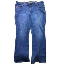 Load image into Gallery viewer, Old Navy Jeans Womens 20 The Dreamer Bootcut Momcore Preppy Academia Streetwear
