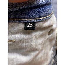 Load image into Gallery viewer, 7 For All Mankind Jeans Womens 26 Distressed Denim Pants Ripped Light Wash
