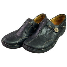 Load image into Gallery viewer, Clarks Structured Shoes Womens 7W Black Leather Slip On Career Office Everyday

