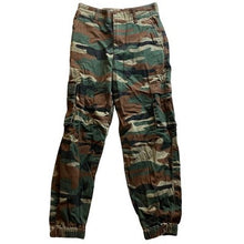 Load image into Gallery viewer, Forever 21 Pants Womens Medium Camo Cargo Gorpcore Pull On Utility Streetwear
