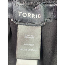 Load image into Gallery viewer, Torrid Pants Womens 1R Black Cargo Wide Leg Drawstring Stretch Rayon Gorpcore
