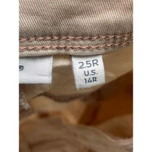 Load image into Gallery viewer, Chicos Pants Womens 14R Embroidered Floral Crop Capri Travel Costal Beachy
