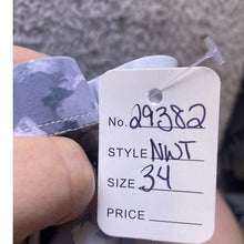 Load image into Gallery viewer, Onvous Shorts Mens 34 UPF 50+ Lycra Gray Camo Cycling Running Drawstring
