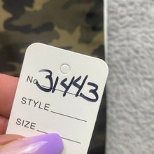 Load image into Gallery viewer, Fashion Nova Joggers Womens Medium Camo Skinny Pull On Distressed Grunge
